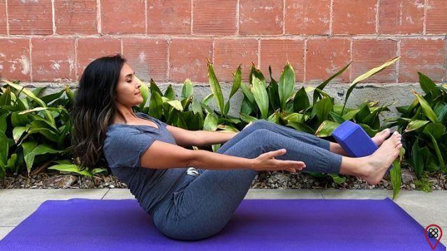 7 posturas de yoga para probar con los ojos cerrados